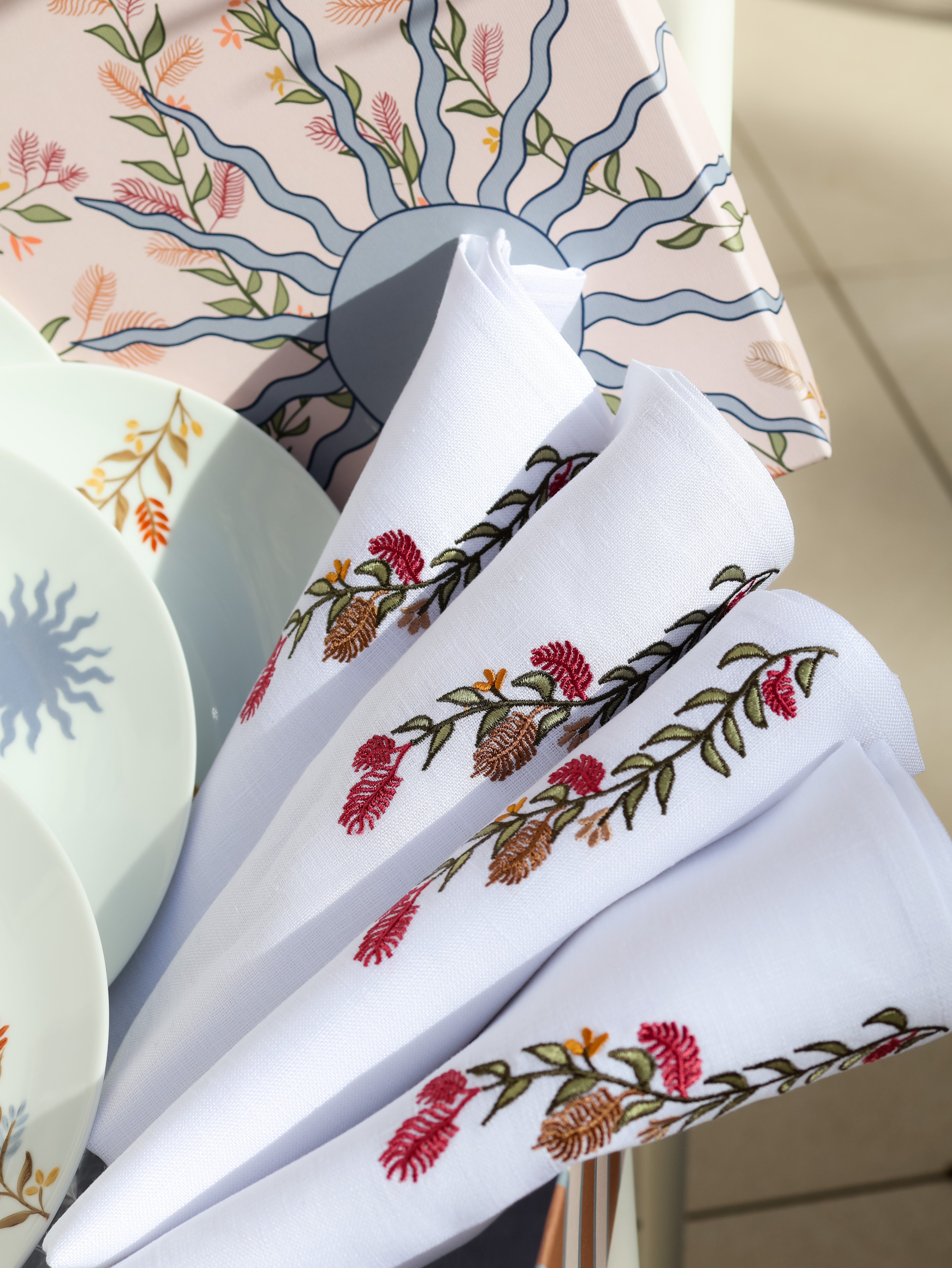 Set de 4 Serviettes de table 100%lin broderie haut de gamme