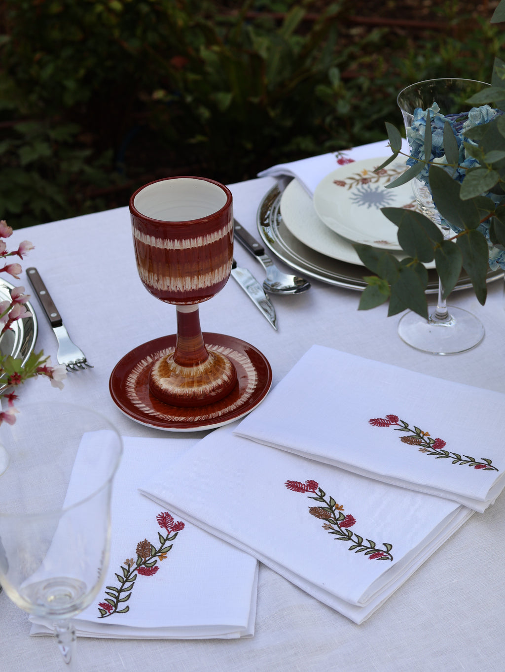 Set de 4 Serviettes de table 100%lin broderie haut de gamme