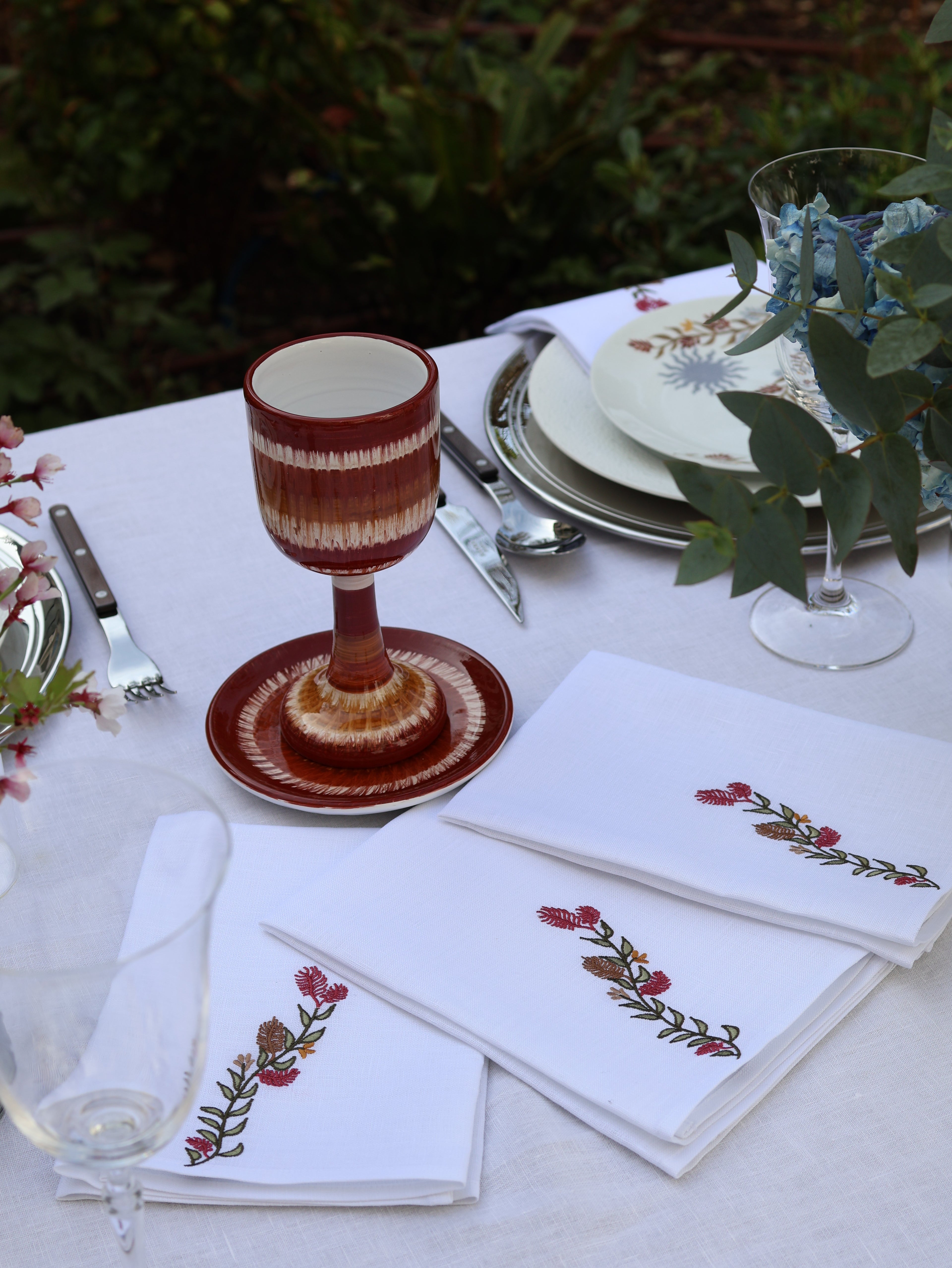 Set de 4 Serviettes de table 100%lin broderie haut de gamme